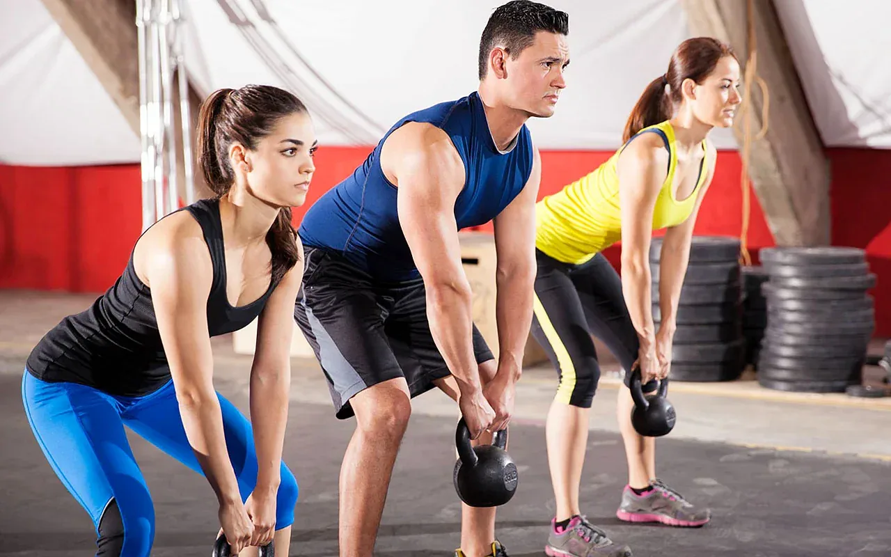 Aula de Cross Training na Academia Figueiredo