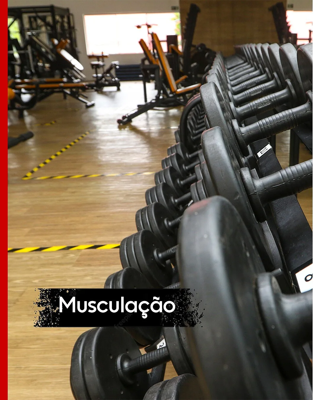 Sala de musculação com equipamentos modernos da Academia Figueiredo
